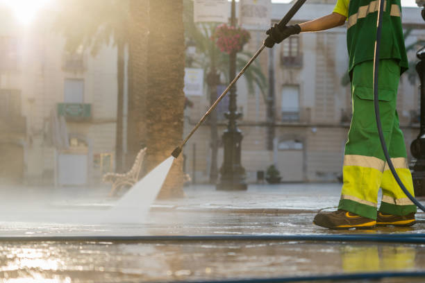 Best Sign and Awning Cleaning  in Lamar, TX